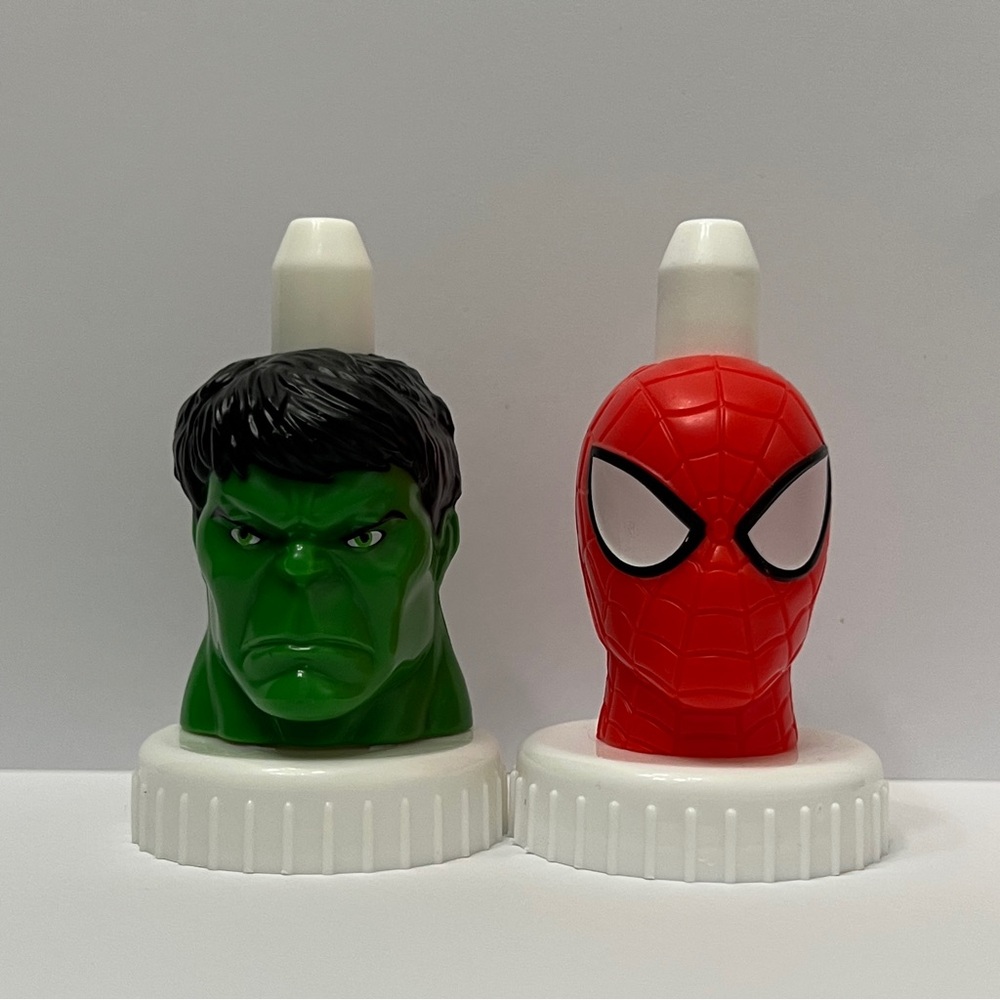 Good 2 Grow Juice Toppers Marvel Incredible Hulk & Spider-Man